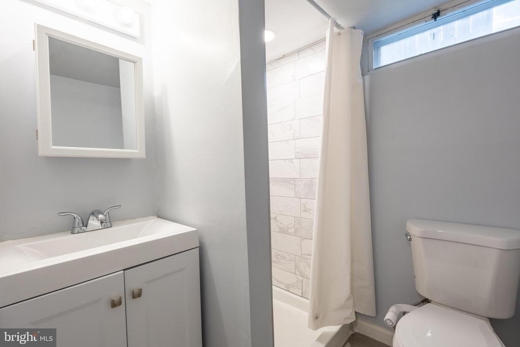 5532 B Street Se - Photo 18