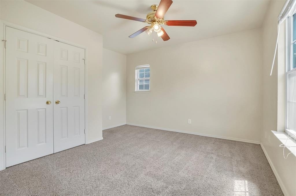 2115 E 18th St - Photo 10