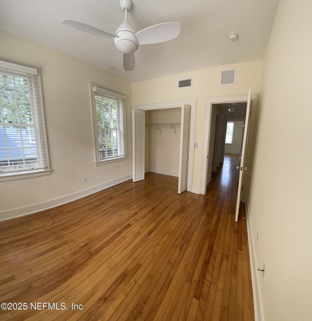 1310 N Laura Street - Photo 10