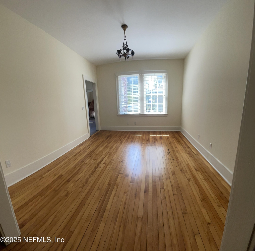 1310 N Laura Street - Photo 9