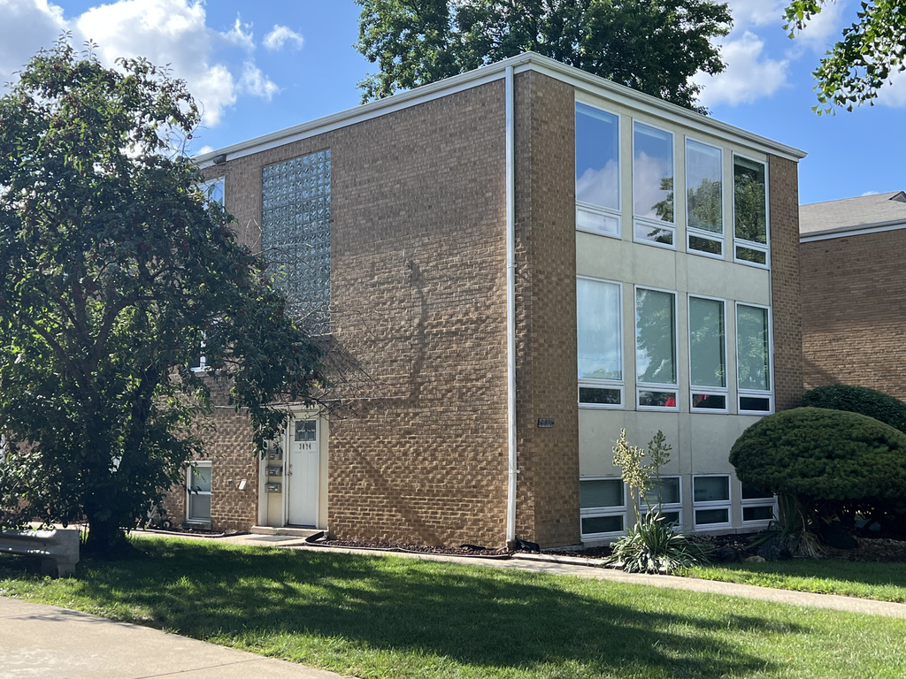 3014 Harlem Avenue - Photo 2