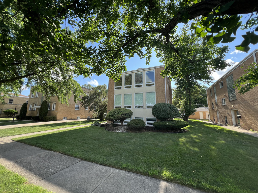 3014 Harlem Avenue - Photo 1