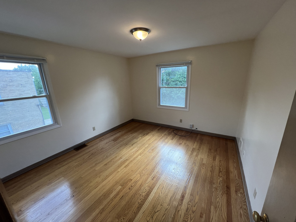 3014 Harlem Avenue - Photo 7