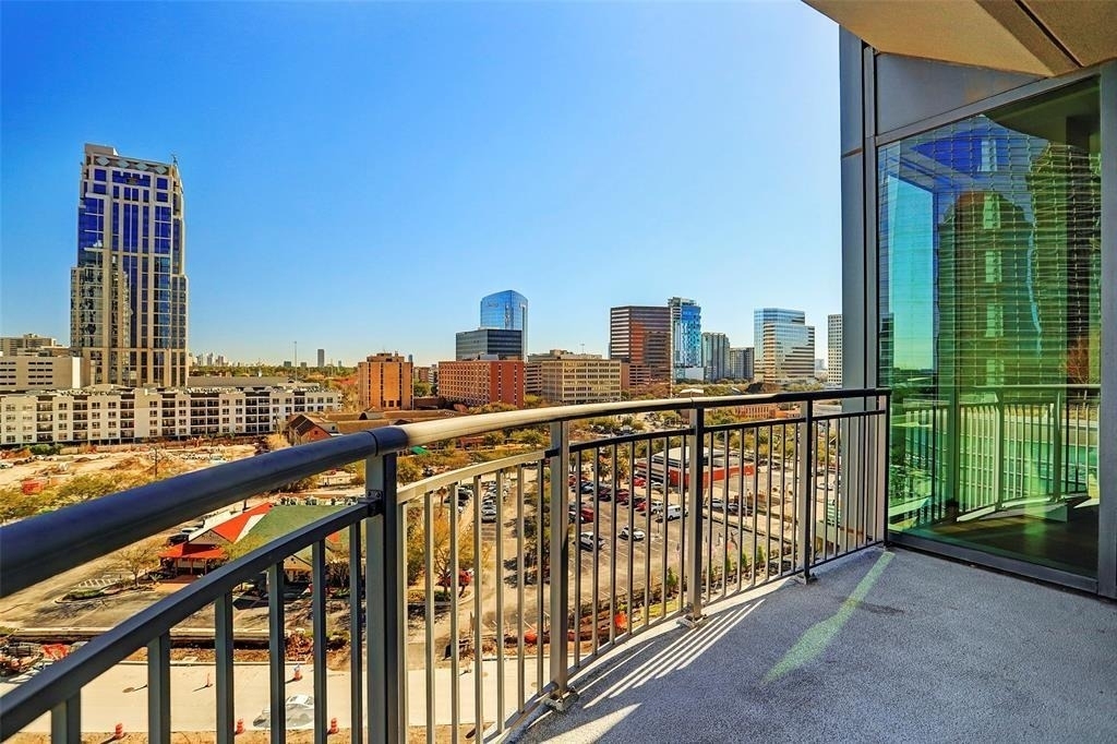 1600 Post Oak Boulevard - Photo 17