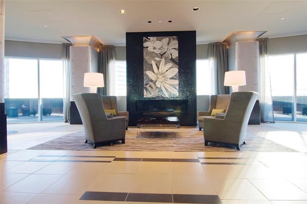 1600 Post Oak Boulevard - Photo 19
