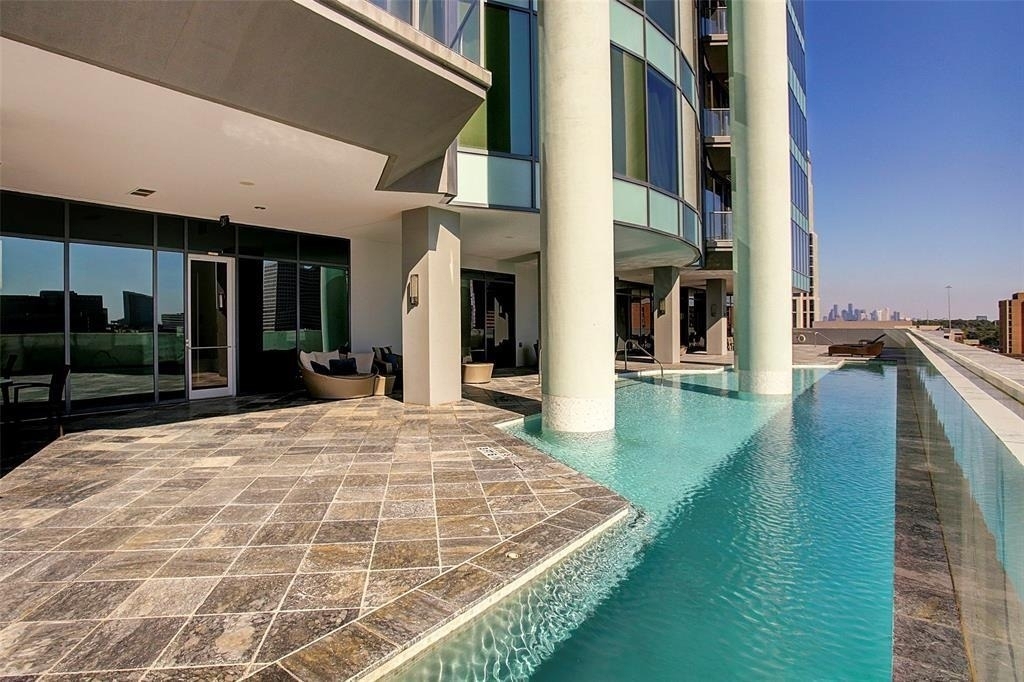 1600 Post Oak Boulevard - Photo 5