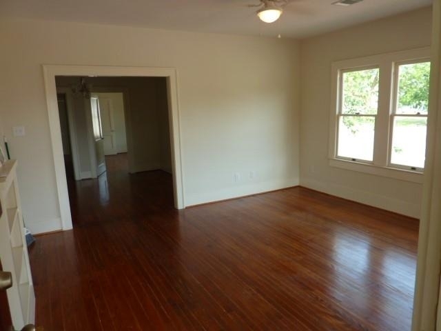 4105 Mckinney Street - Photo 4