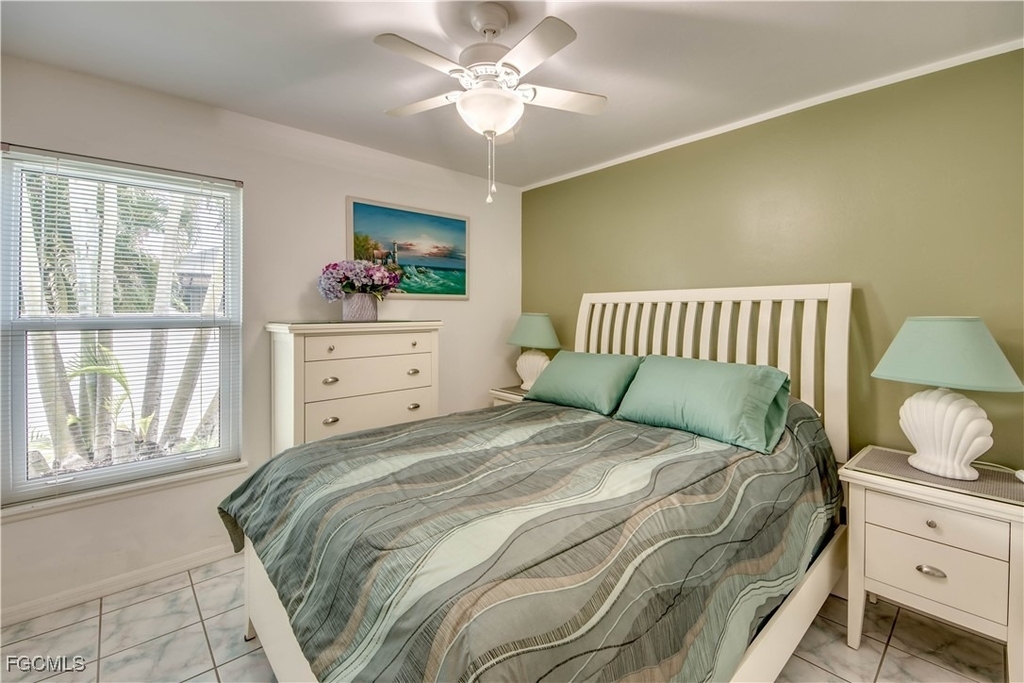 4406 Sw 25th Avenue - Photo 12
