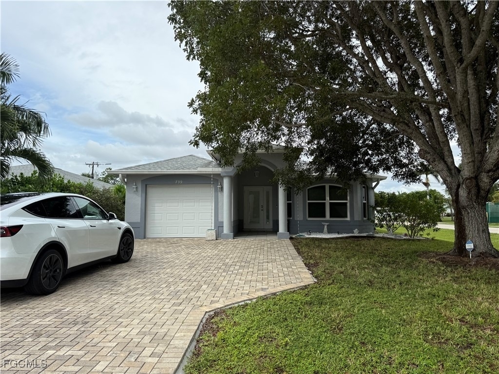 799 94th Avenue N - Photo 1