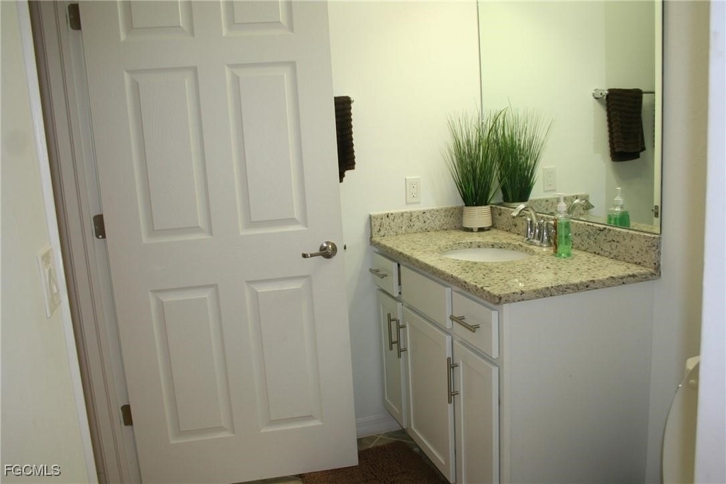 43020 Greenway Boulevard - Photo 9