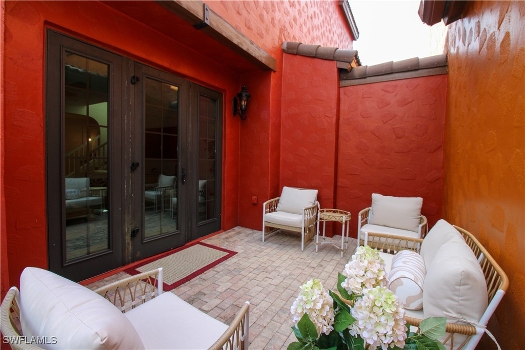 9025 Alturas Street - Photo 4