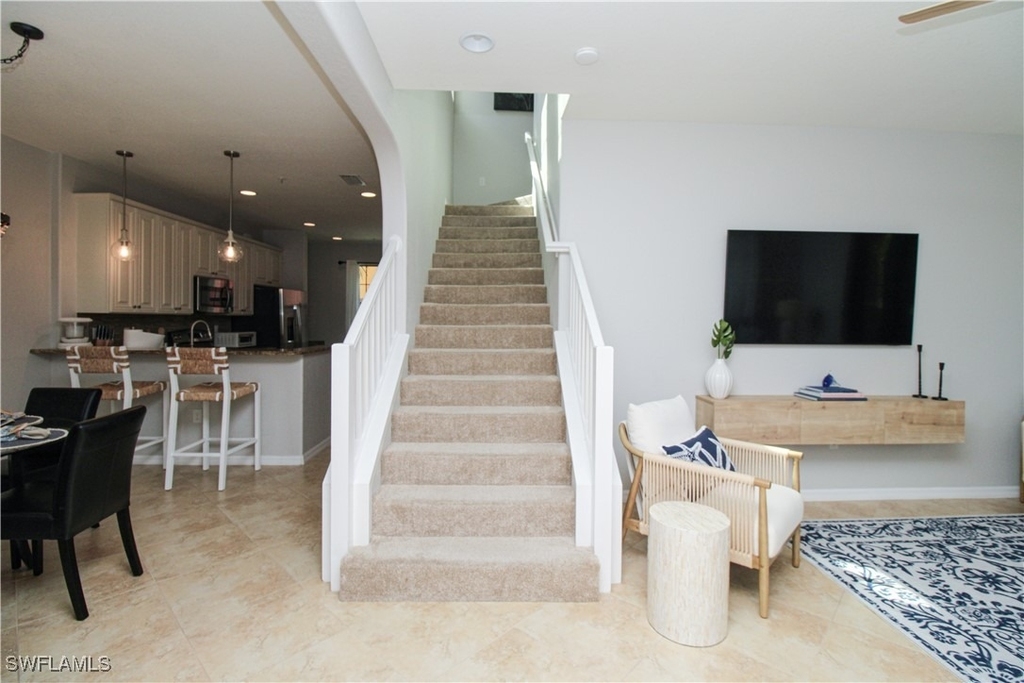9025 Alturas Street - Photo 9