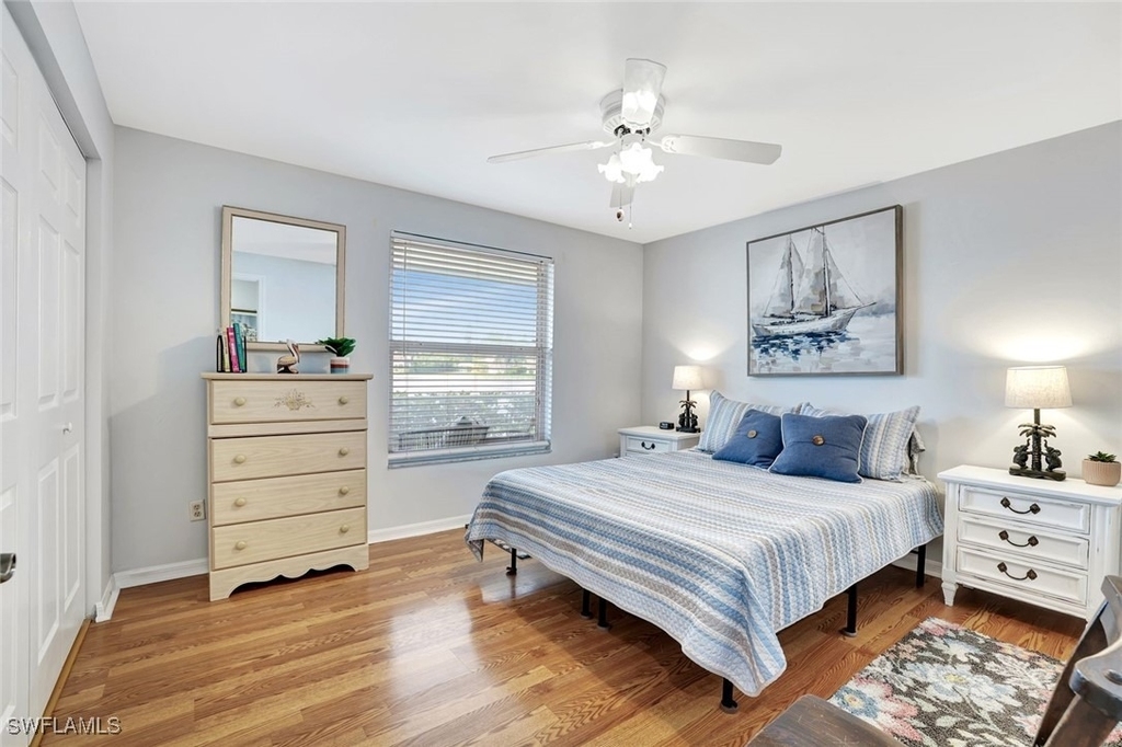 613 Windsor Square - Photo 12