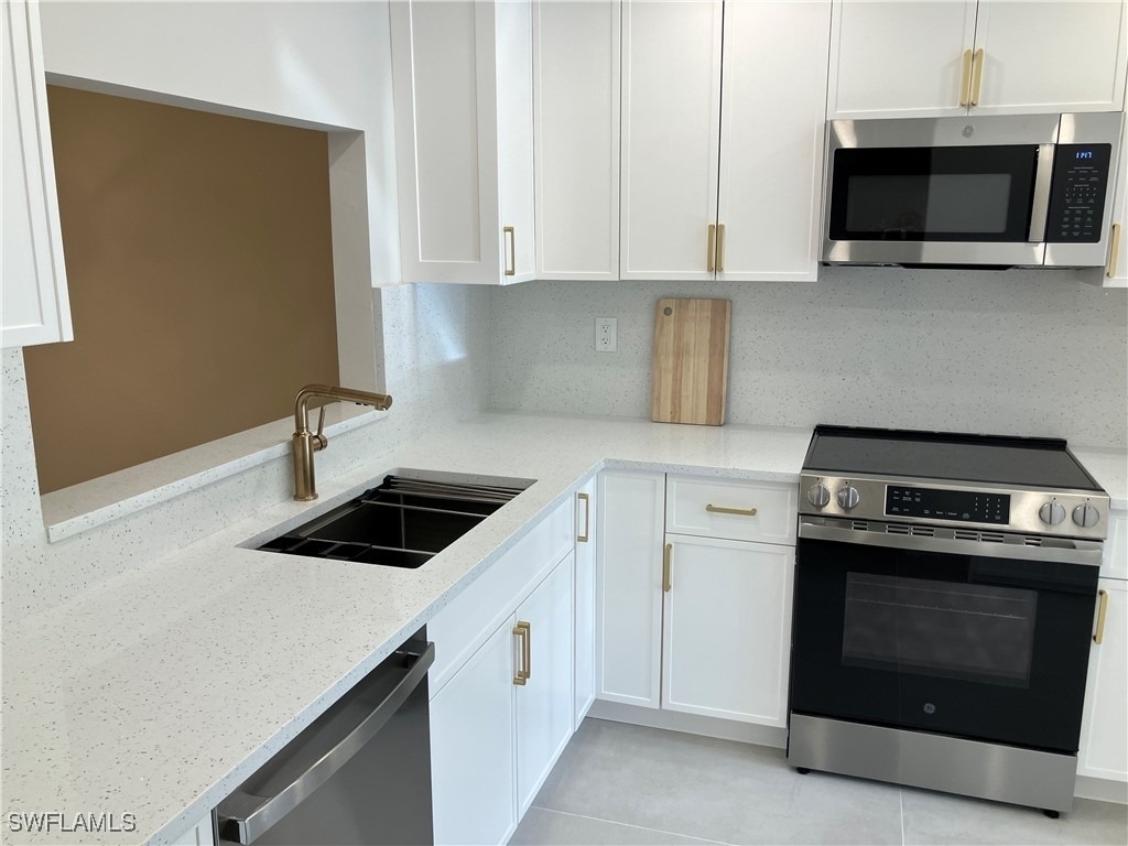1826 Kings Lake Boulevard - Photo 4