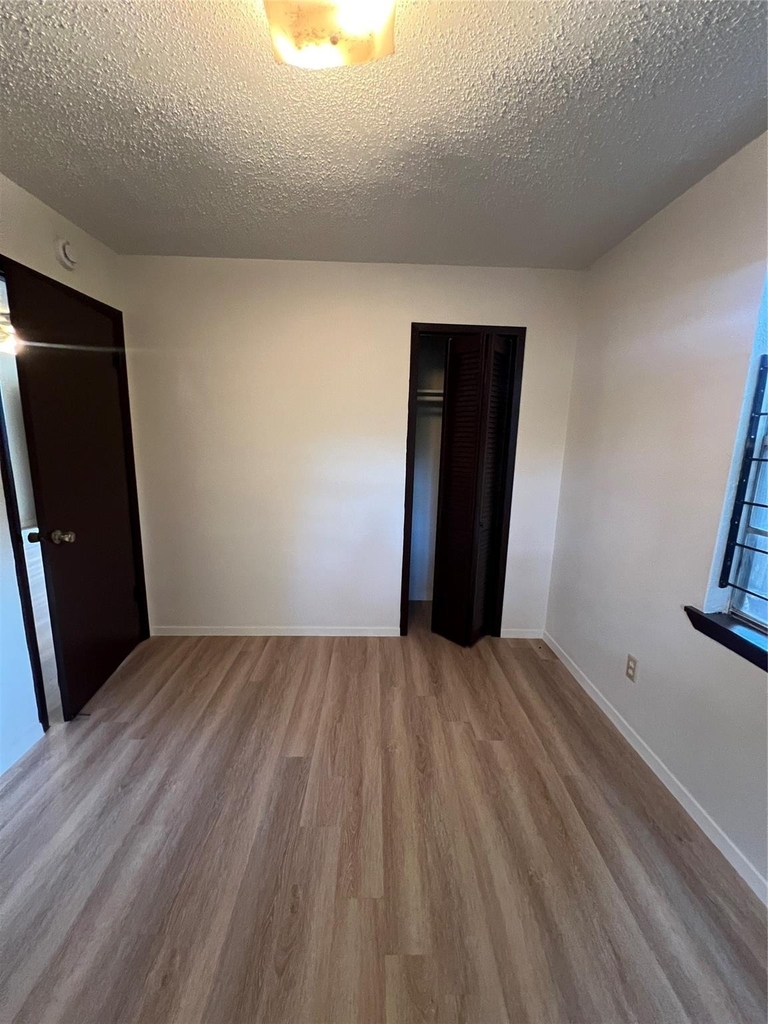 2501 Cleburne Street - Photo 4