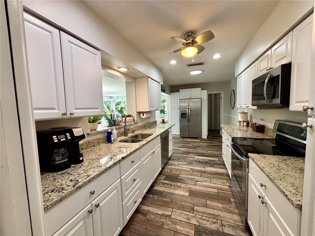 1214 21st Street W - Photo 27