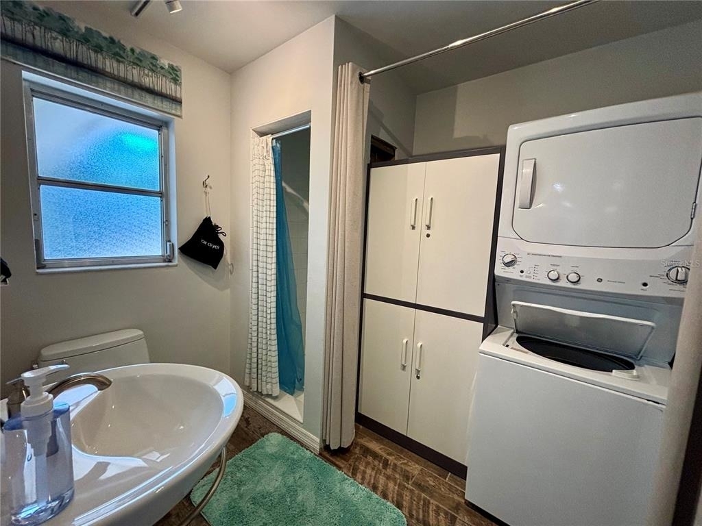 1214 21st Street W - Photo 31