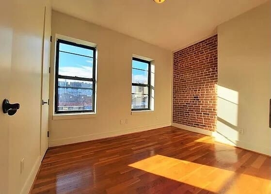 1253 Lincoln Place - Photo 2