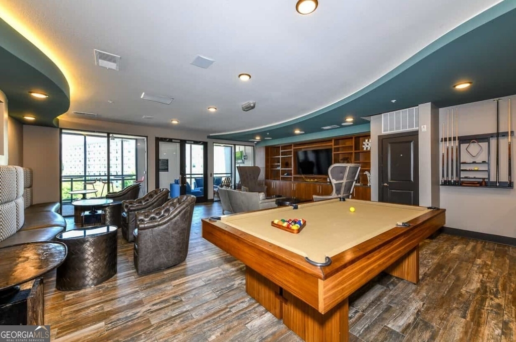 245 E Trinity Place - Photo 13