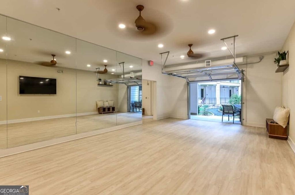 245 E Trinity Place - Photo 15