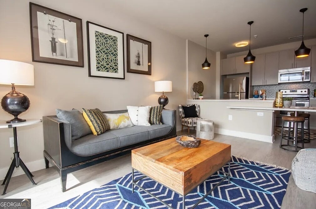 245 E Trinity Place - Photo 6