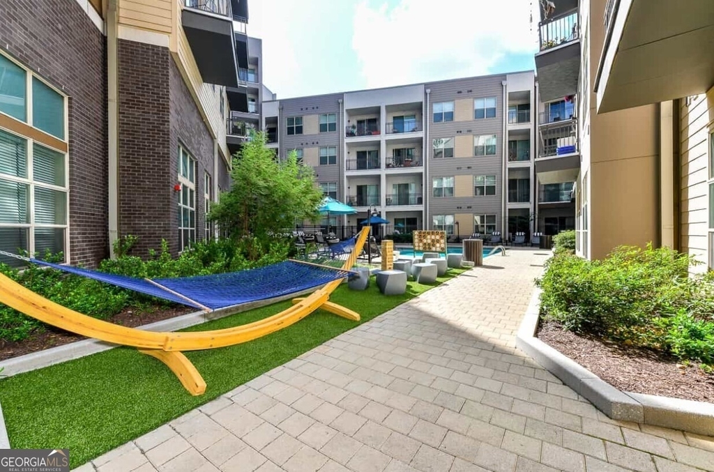 245 E Trinity Place - Photo 21