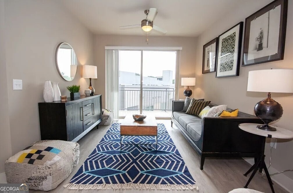 245 E Trinity Place - Photo 7