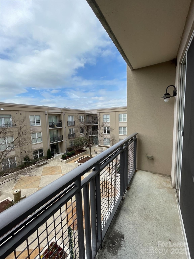 1315 East Boulevard - Photo 7