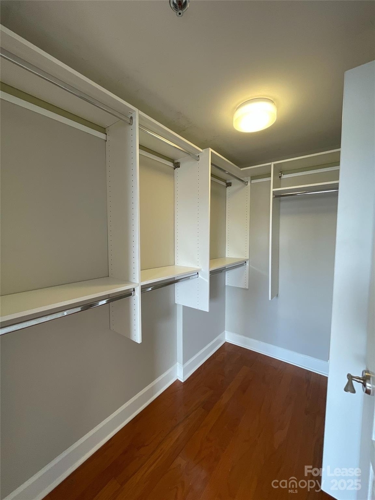 1315 East Boulevard - Photo 5