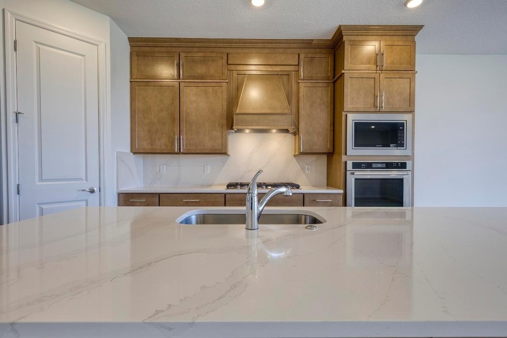 8348 Beagle Terrace - Photo 9