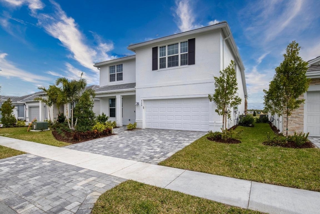 8348 Beagle Terrace - Photo 3