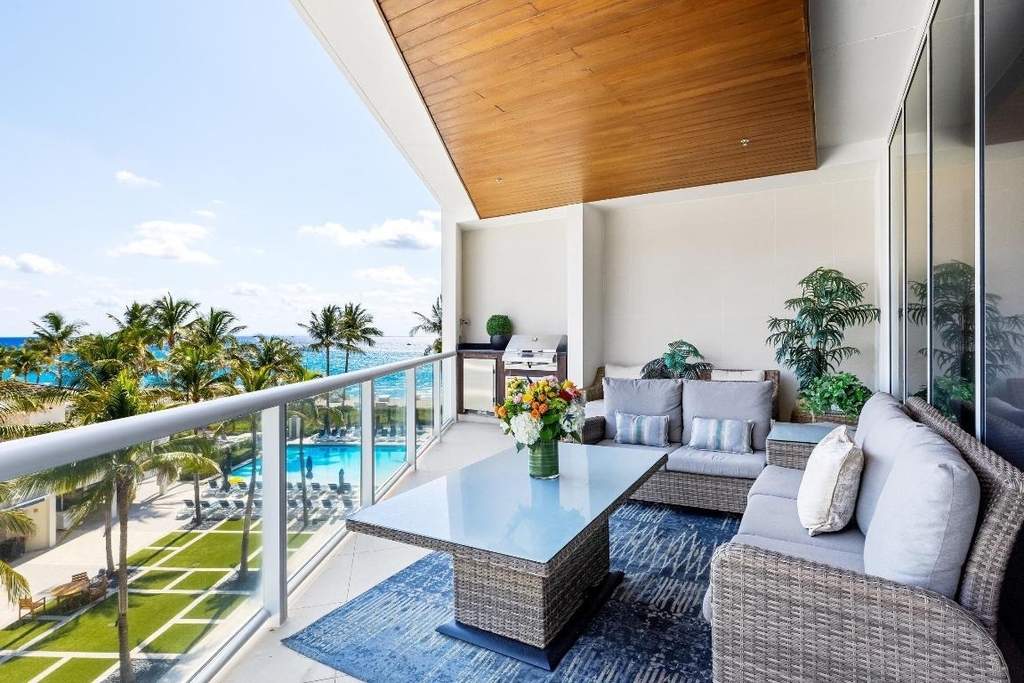 1000 S Ocean Boulevard - Photo 0