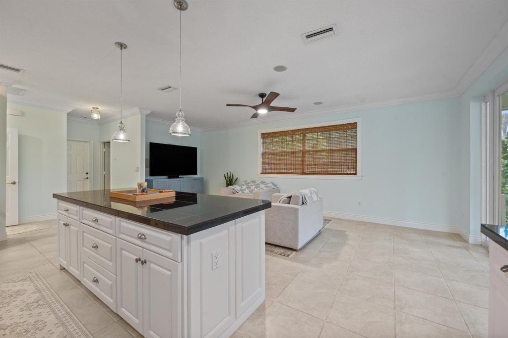 148 Scarborough Terrace - Photo 23