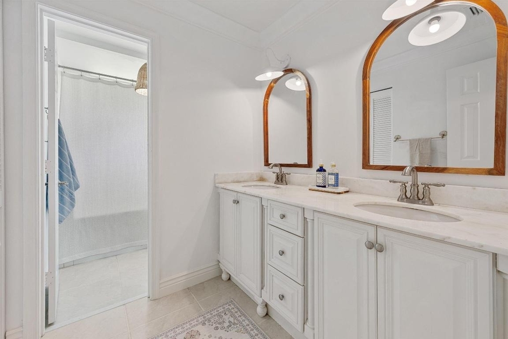 148 Scarborough Terrace - Photo 11