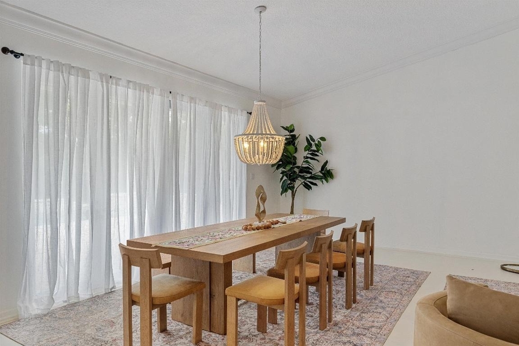 148 Scarborough Terrace - Photo 10