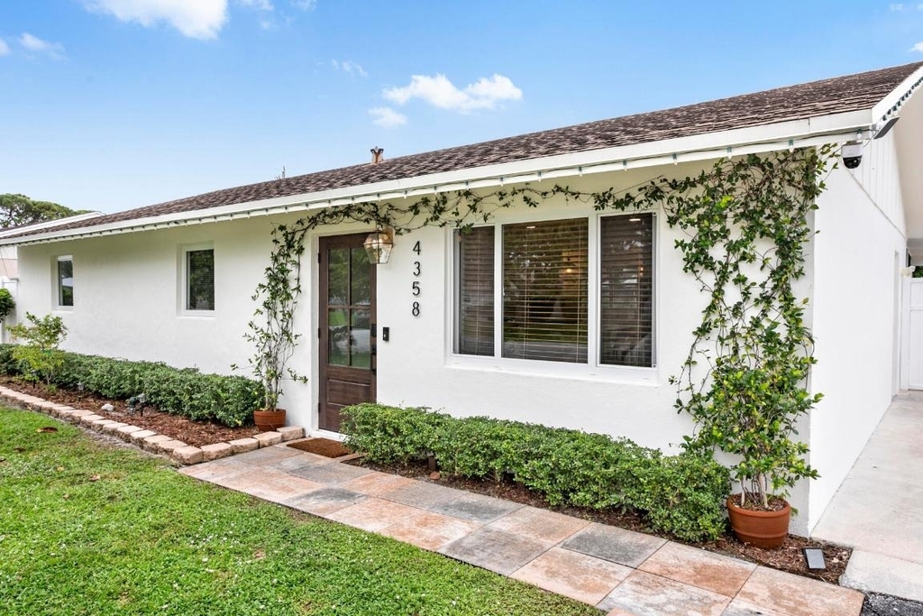 4358 Birdwood Street - Photo 0