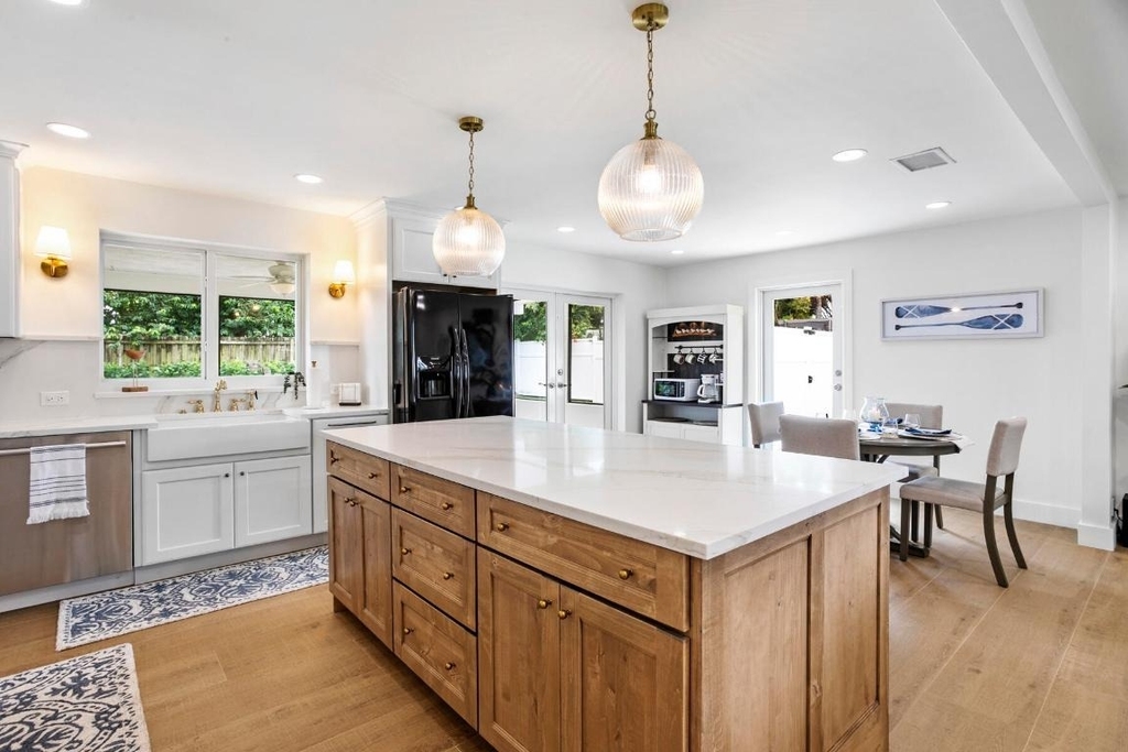 4358 Birdwood Street - Photo 10