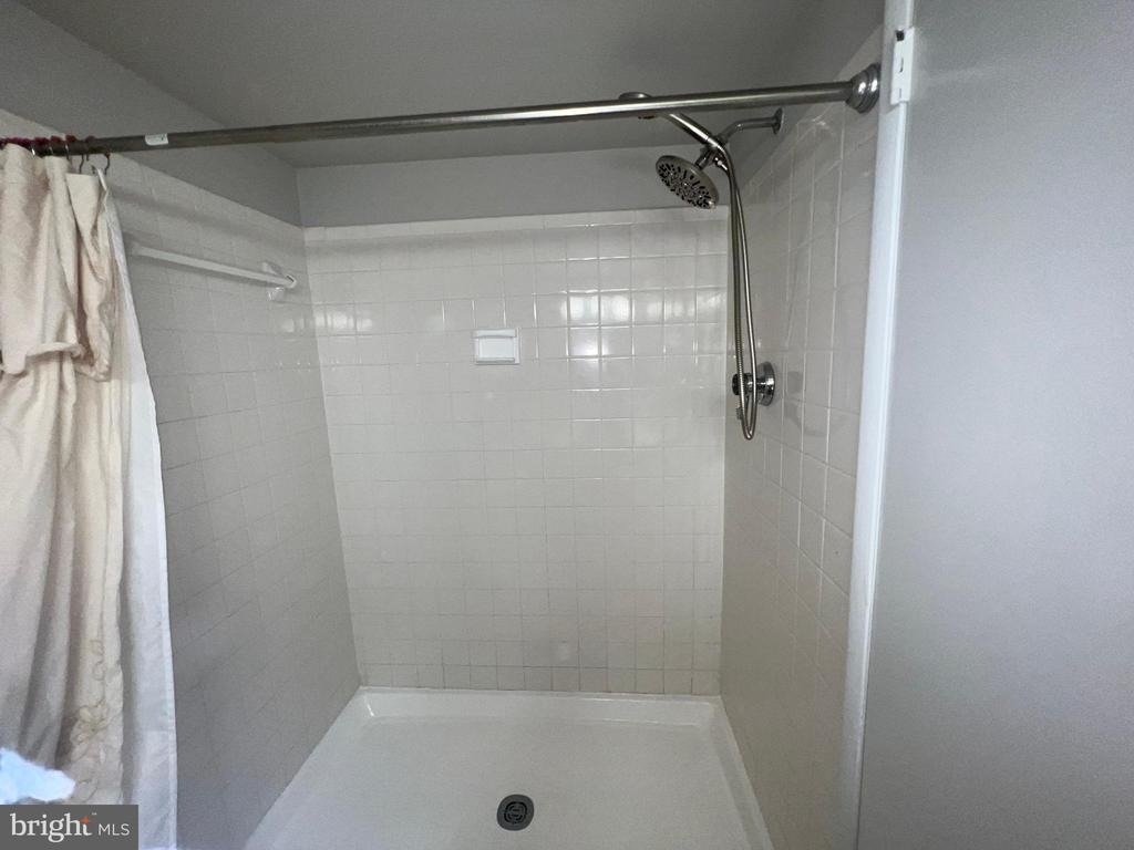 15300 Beaverbrook Court - Photo 17
