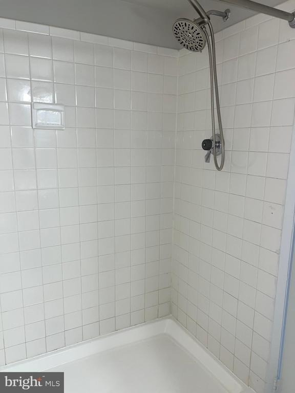 15300 Beaverbrook Court - Photo 18