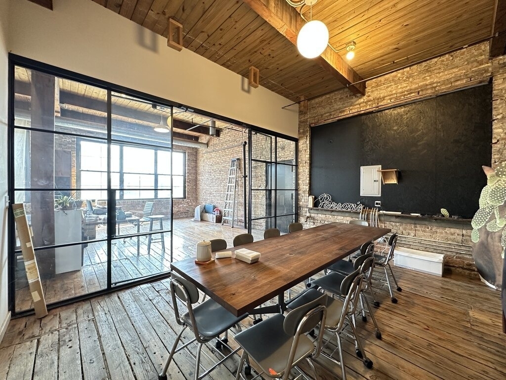 3124 W Carroll Street - Photo 9