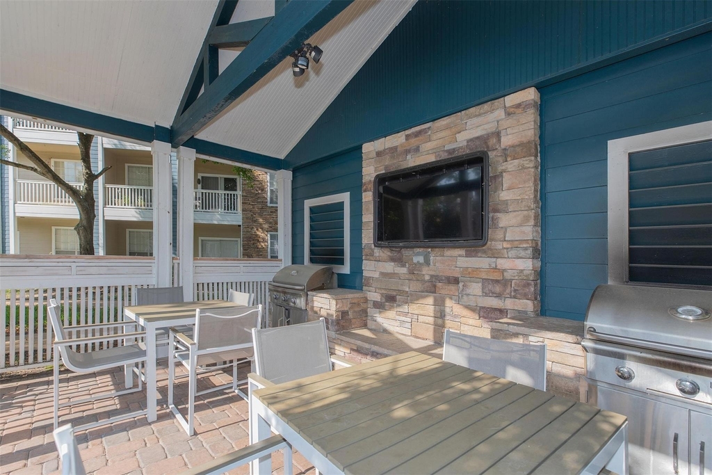 19100 N Glenwest Drive - Photo 24