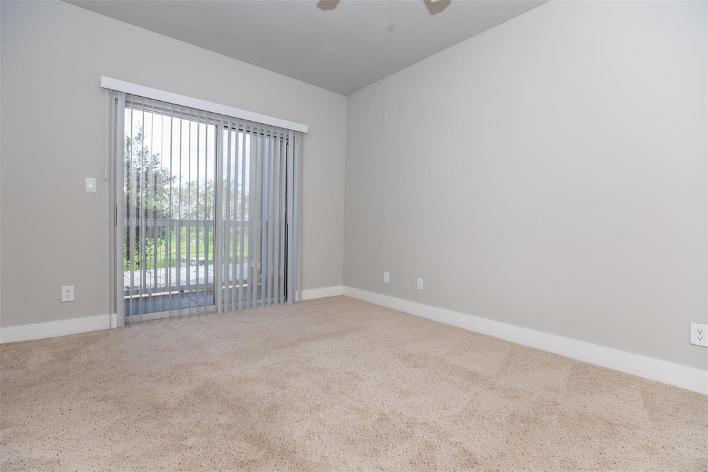 19100 N Glenwest Drive - Photo 14