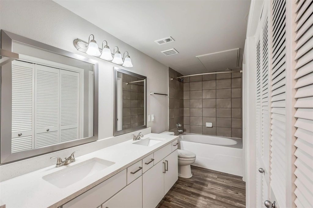 19100 N Glenwest Drive - Photo 7