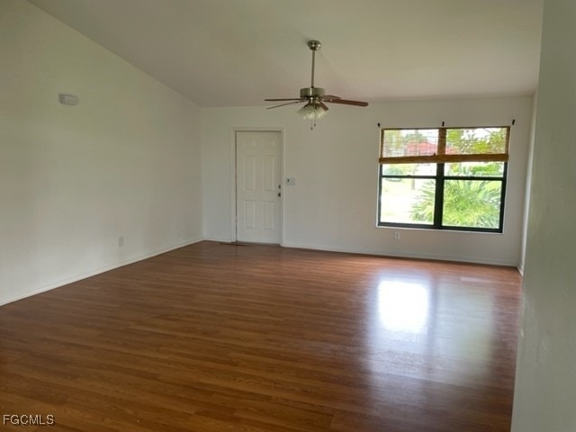 5367 Coral Avenue - Photo 3