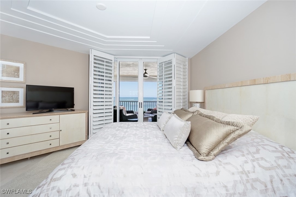 9577 Gulf Shore Drive W - Photo 14