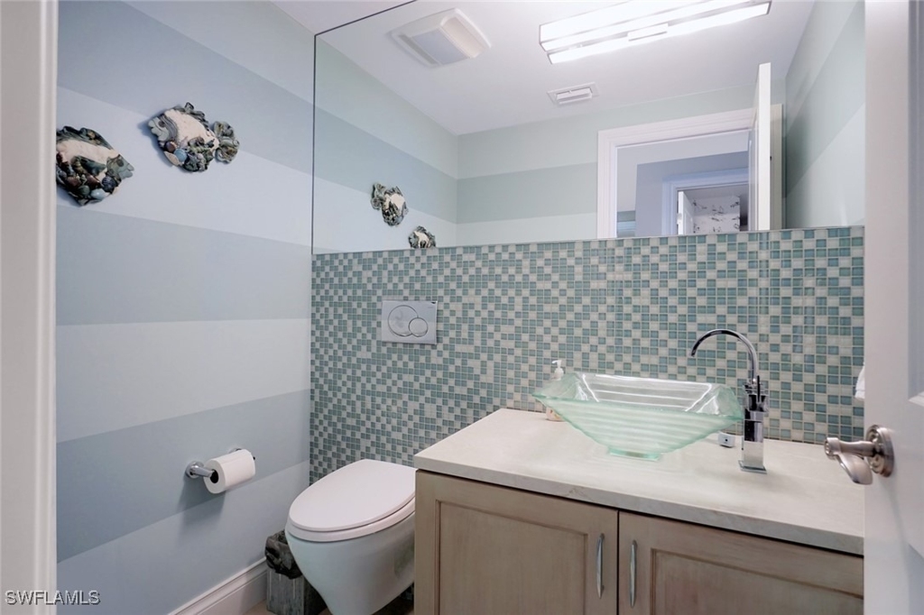 9577 Gulf Shore Drive W - Photo 21