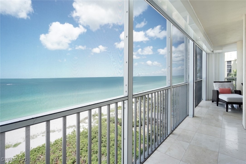 9577 Gulf Shore Drive W - Photo 8