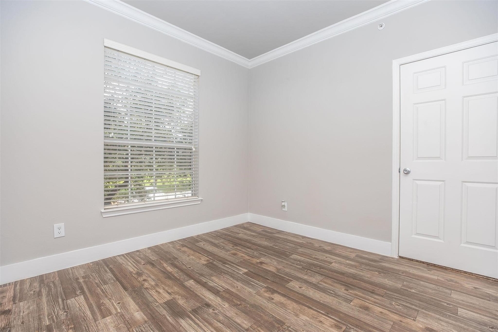 19100 N Glenwest Drive - Photo 13