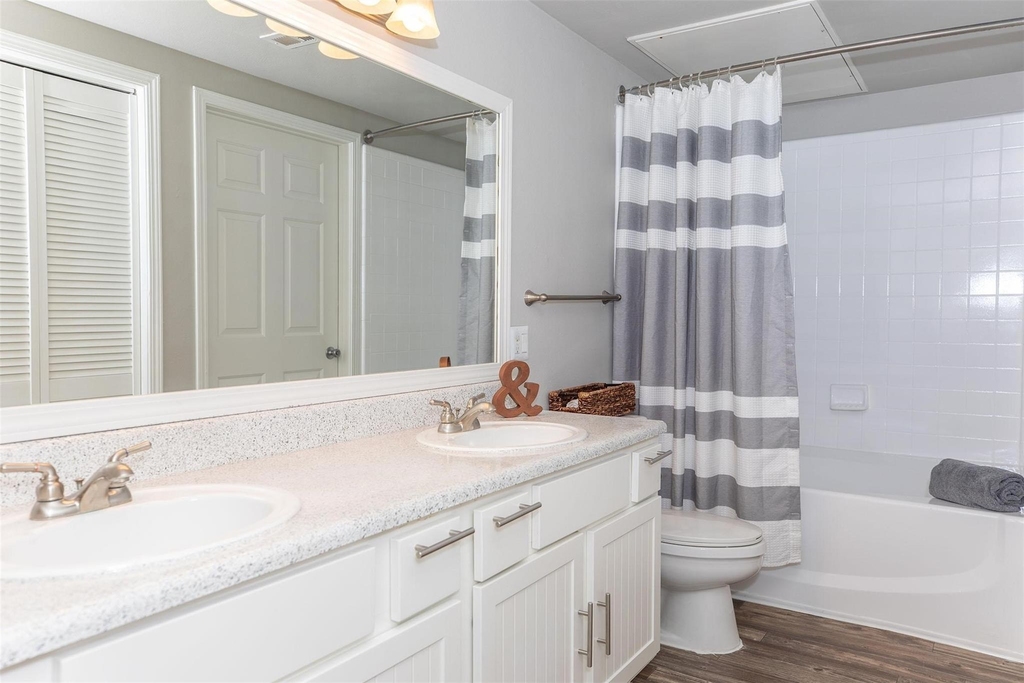 19100 N Glenwest Drive - Photo 17