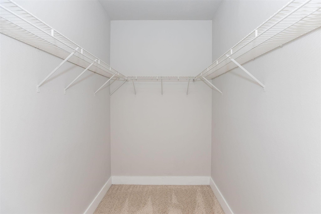 19100 N Glenwest Drive - Photo 16